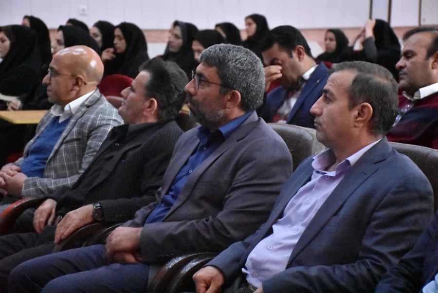 تقویت جایگاه معلمان و دانشگاه فرهنگیان در مسیر تربیت نسل آینده کشور 6