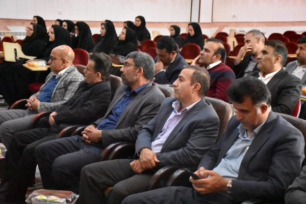 تقویت جایگاه معلمان و دانشگاه فرهنگیان در مسیر تربیت نسل آینده کشور 14