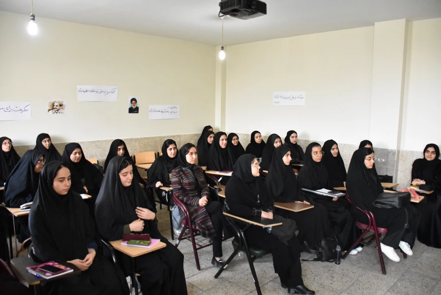 بازدید معاون سیاسی،امنیتی و اجتماعی استاندار و مدیر کل دفتر سیاسی،انتخابات و تقسیمات کشوری استانداری از مرکز میرداماد 7