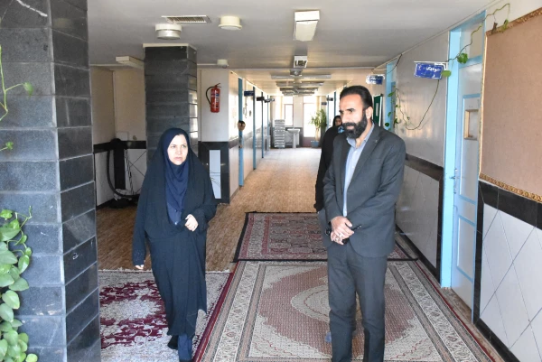 بازدید سرپرست دانشگاه فرهنگیان استان و رئیس دانشکده علوم تربیتی از فضای خوابگاهی مرکز میرداماد شهرکرد 2