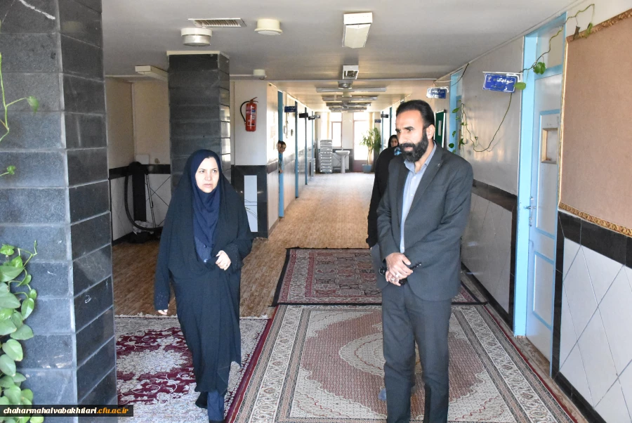 بازدید سرپرست دانشگاه فرهنگیان استان و رئیس دانشکده علوم تربیتی از فضای خوابگاهی مرکز میرداماد شهرکرد 2