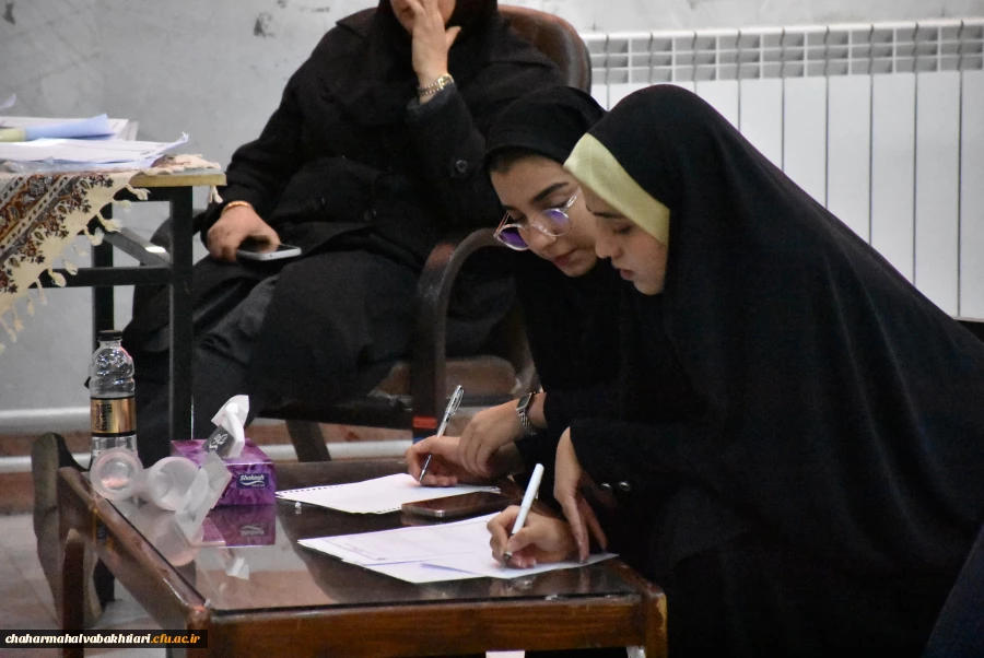 روز نخست مسابقات مناظره دانشجویی دانشگاه فرهنیگان استان 