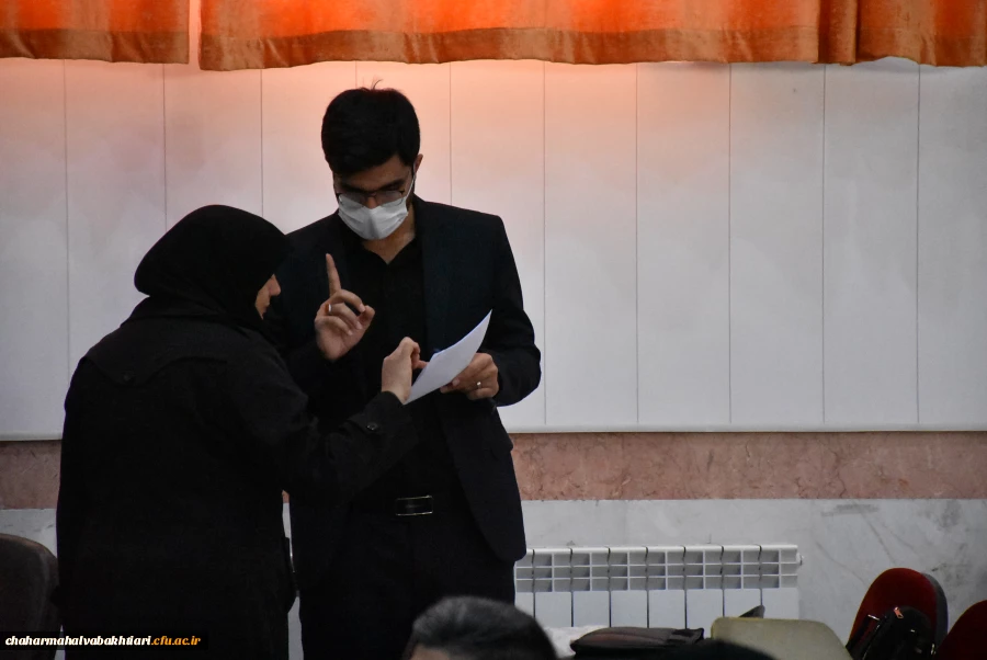 روز نخست مسابقات مناظره دانشجویی دانشگاه فرهنیگان استان 