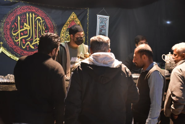 برپایی موکب عزای فاطمی در دانشگاه فرهنگیان استان  17