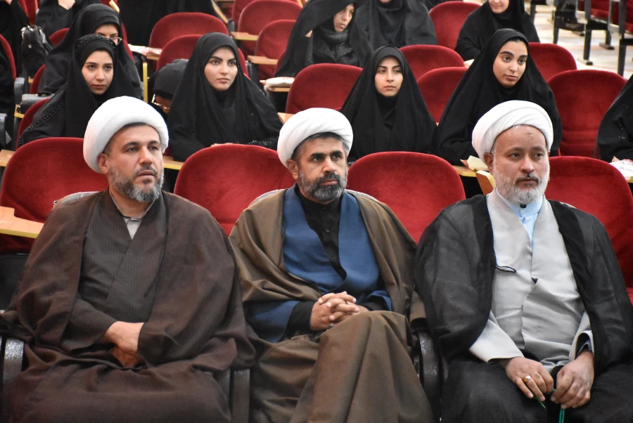 تصاویری از آیین تکریم و معارفه روسای دانشکده های علوم انسانی و علوم تربیتی دانشگاه فرهنگیان استان  8