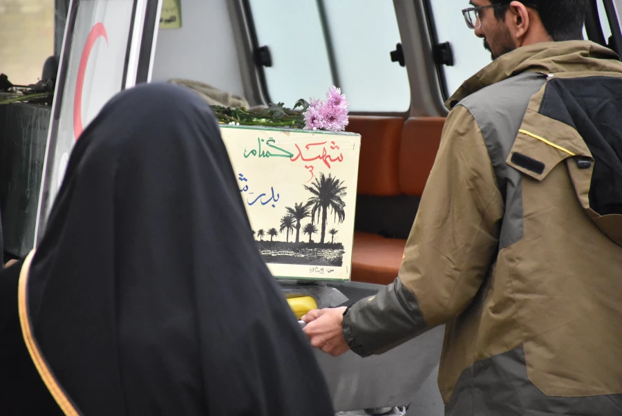 آرامشِ آسمانی در آغوشِ دانشگاه فرهنگیان؛ لحظه ای که یک شهید گمنام دل های دانشجویان را به تپش انداخت 4