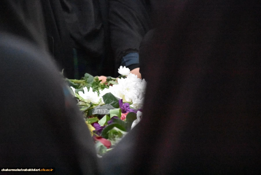 آرامشِ آسمانی در آغوشِ دانشگاه فرهنگیان؛ لحظه ای که یک شهید گمنام دل های دانشجویان را به تپش انداخت
