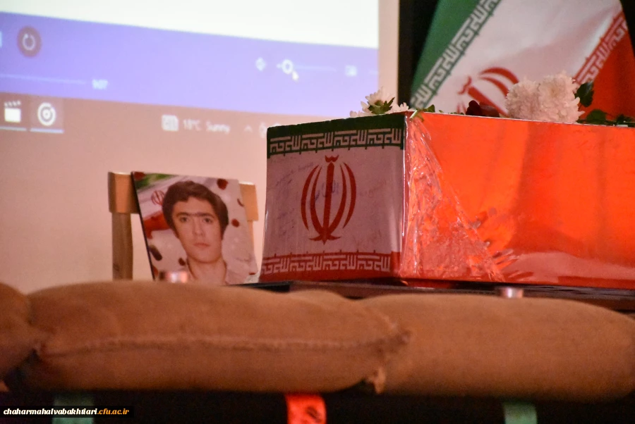 آرامشِ آسمانی در آغوشِ دانشگاه فرهنگیان؛ لحظه ای که یک شهید گمنام دل های دانشجویان را به تپش انداخت
