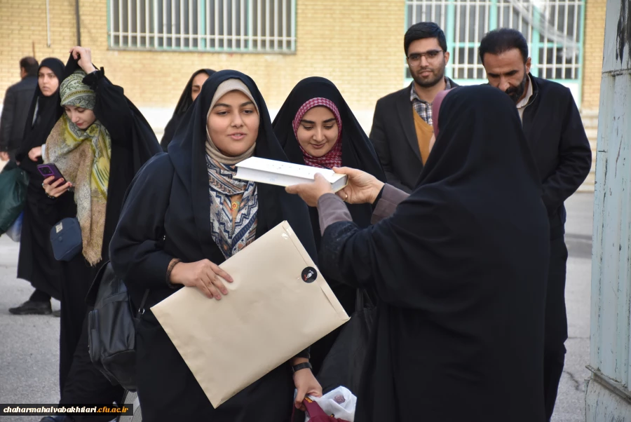 قدم در مسیرشهیدان؛ دانشجومعلمان دانشگاه فرهنگیان به مناسبت ششمین سالگرد شهادت شهیدحاج قاسم سلیمانی، راهی راه عشق و ایثار شدند