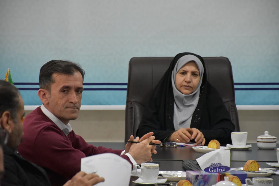 تأکید بر رسیدگی به مطالبات کارکنان آشپزخانه و ارتقای کیفیت غذای دانشجویان 8