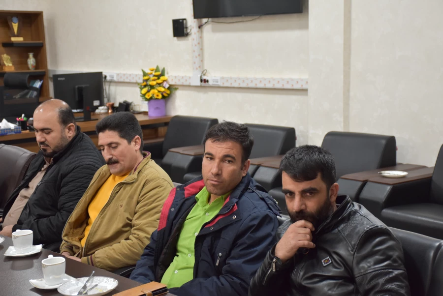 تأکید بر رسیدگی به مطالبات کارکنان آشپزخانه و ارتقای کیفیت غذای دانشجویان 9