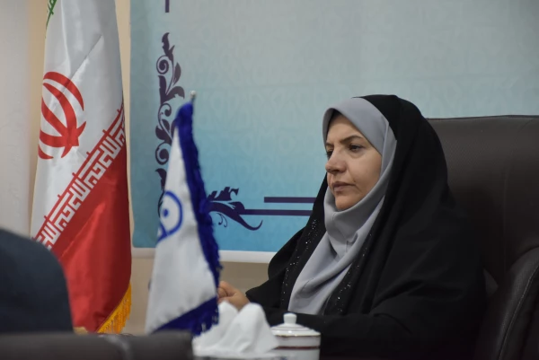 تأکید بر رسیدگی به مطالبات کارکنان آشپزخانه و ارتقای کیفیت غذای دانشجویان 18