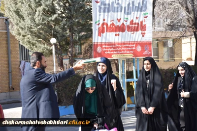 پای در راه خدمت، دل در راه ظهور؛

خادمان جوان در میلاد حضرت مهدی (عج) در مسجد جمکران، ندای انتظار را به گوش جهان می رسانند