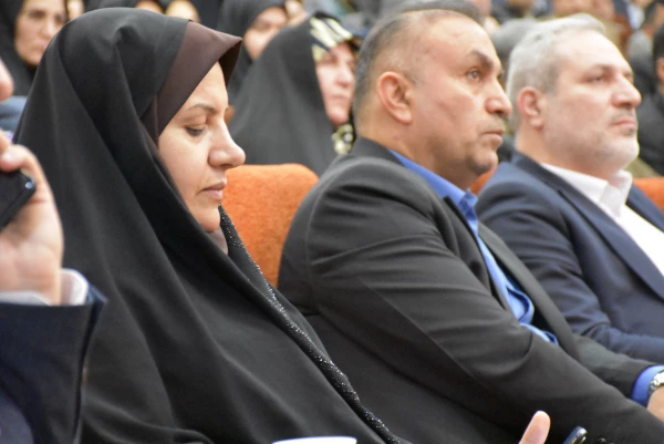 تصاویری از دیدار سرپرست مدیریت دانشگاه فرهنگیان و حمعی از کارمندان و دانشجو معلمان با وزیر آموزش و پرورش  9