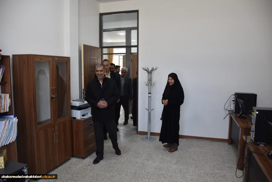 آیین افتتاحیه دفاتر اعضای هیات علمی دانشکده علوم انسانی دانشگاه فرهنگیان استان با حضور سرپرست مدیریت دانشگاه برگزار شد
 12