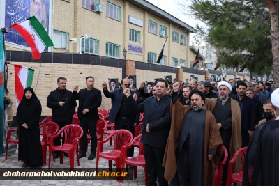 اجتماع بزرگ دانشگاهیان در گرامیداشت یاد و خاطره رهبر شهید و بیعت با سومین رهبر انقلاب 