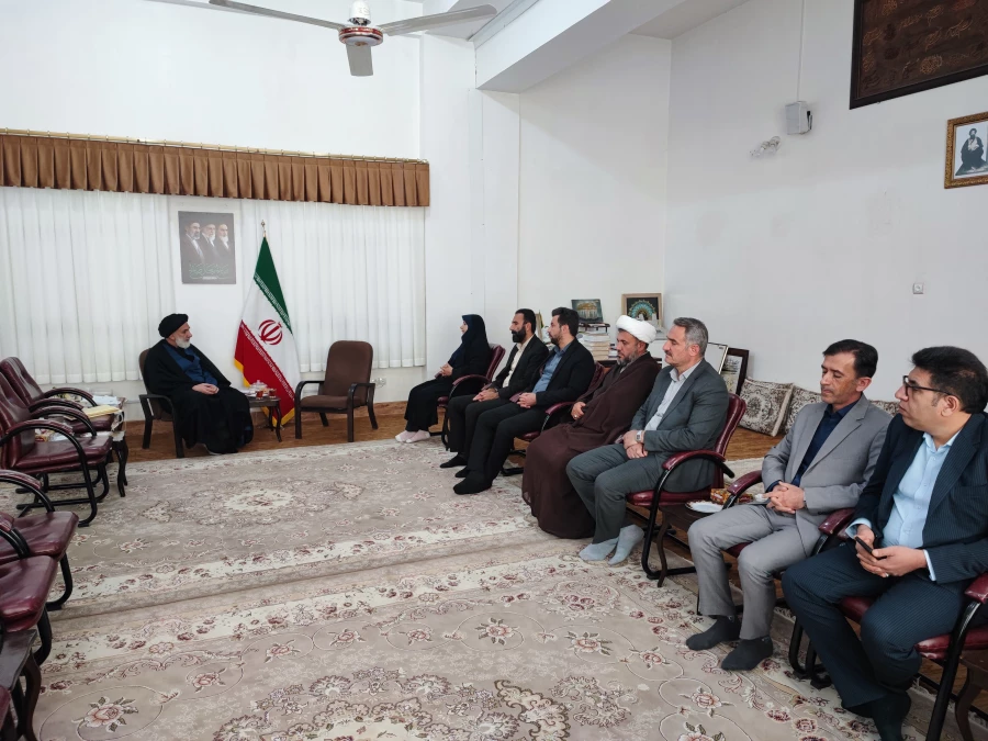 تاکید نماینده ولی فقیه در استان بر تحول در نظام تربیتی با الگوگیری از سیره رهبر شهید در دیدار با مسئولان دانشگاه فرهنگیان 10