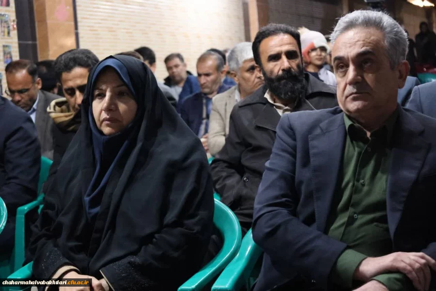 تصاویری از اجتماع دانشگاهیان به مناسبت چهلمین روز شهادت رهبر شهید 6