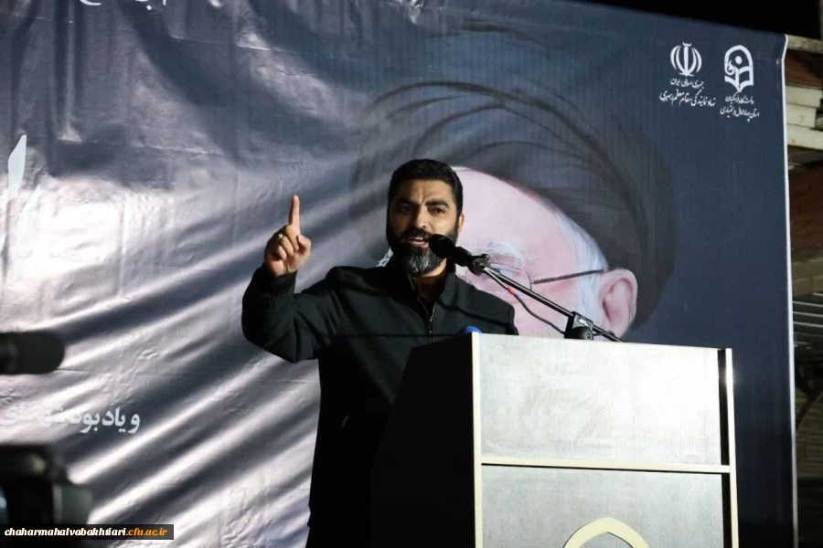 تصاویری از اجتماع دانشگاهیان به مناسبت چهلمین روز شهادت رهبر شهید 18