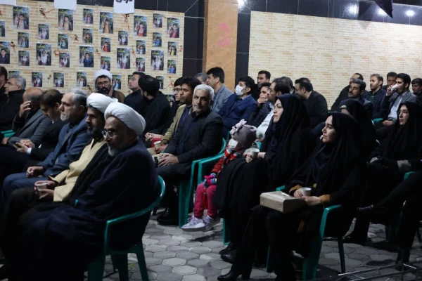 تصاویری از اجتماع دانشگاهیان به مناسبت چهلمین روز شهادت رهبر شهید 19