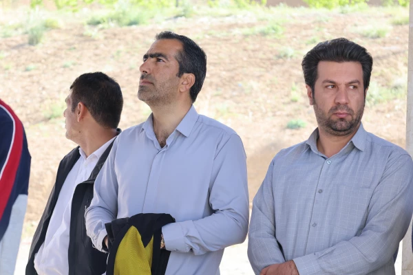 تصاویری ازآیین پیاده روی و زیارت قبور مطهر شهدای گمنام شهرکرد توسط کارکنان دانشگاه فرهنگیان استان چهارمحال و بختیاری 19