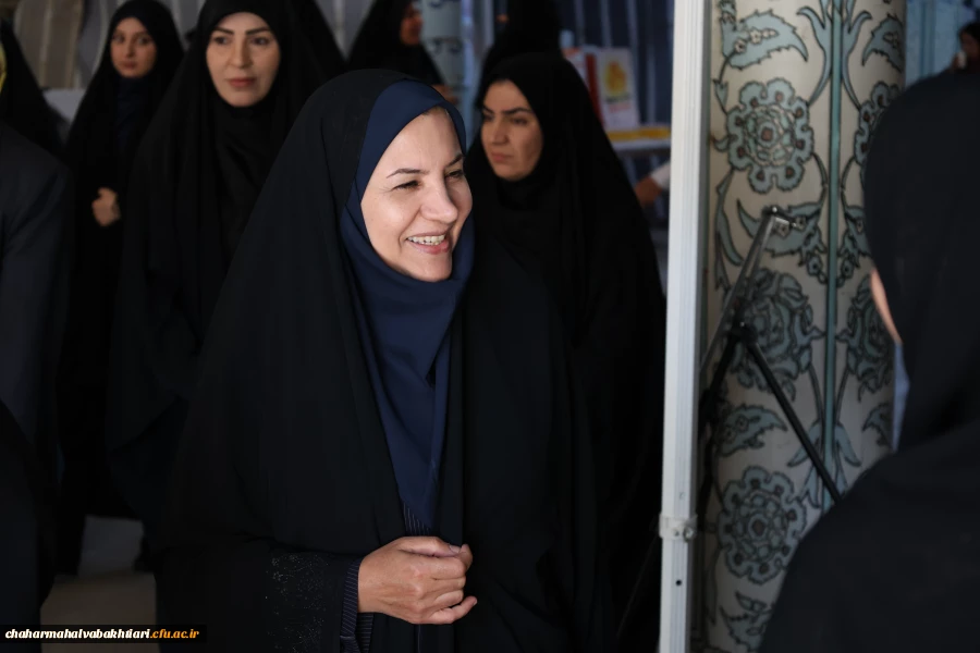 تصاویری از مواکب و میزخدمت دانشگاه فرهنگیان استان در نماز جمعه 